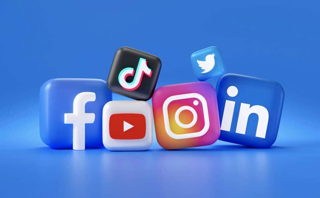 How To Run Social Media in the Apartment Industry